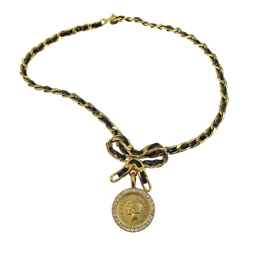 Chanel Vintage Round Medallion Pendant Metal